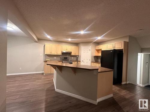 417 86 Street, Edmonton, AB - Indoor Photo Showing Kitchen