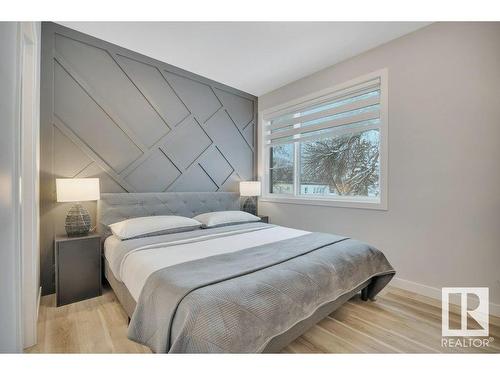 11317 95A Street, Edmonton, AB - Indoor Photo Showing Bedroom