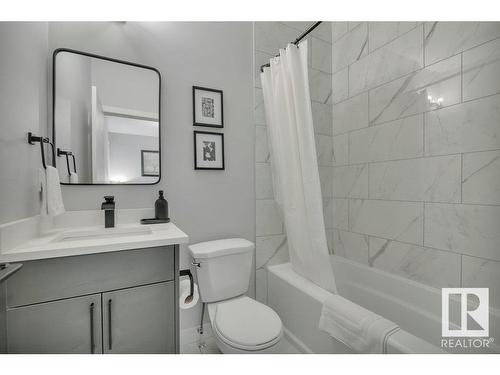 11317 95A Street, Edmonton, AB - Indoor Photo Showing Bathroom