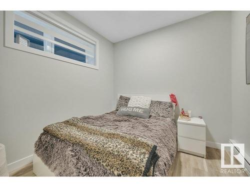 11317 95A Street, Edmonton, AB - Indoor Photo Showing Bedroom