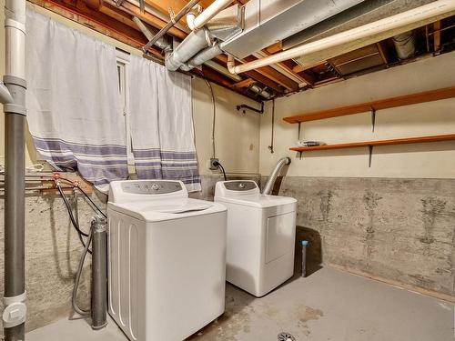 202 Morin Maze Maze, Edmonton, AB - Indoor Photo Showing Laundry Room