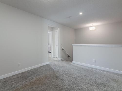 22353 93A Avenue, Edmonton, AB - Indoor Photo Showing Other Room