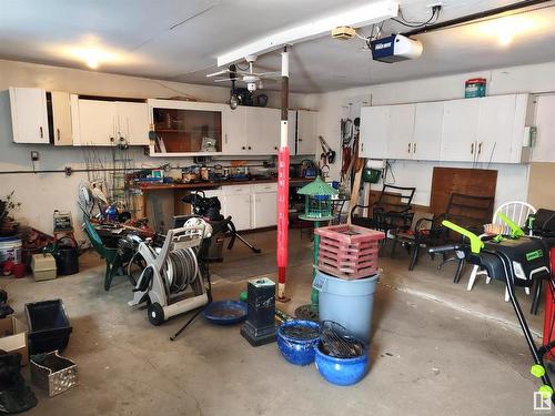 13223 63 Street, Edmonton, AB - Indoor Photo Showing Garage