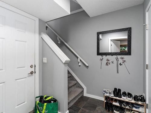 40 215 Saddleback Road, Edmonton, AB - Indoor Photo Showing Other Room