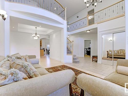 3020 Macneil Way, Edmonton, AB - Indoor Photo Showing Living Room