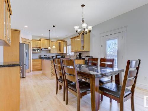 3020 Macneil Way, Edmonton, AB - Indoor Photo Showing Dining Room