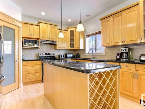 3020 Macneil Way, Edmonton, AB - Indoor Photo Showing Kitchen