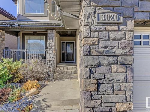 3020 Macneil Way, Edmonton, AB - Outdoor