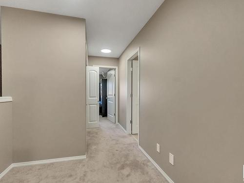 7193 Cardinal Way, Edmonton, AB - Indoor Photo Showing Other Room