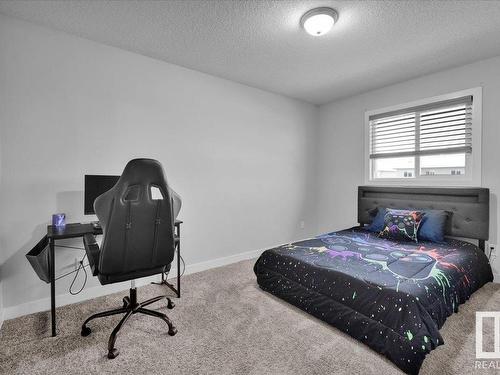 285 Ameena Drive, Leduc, AB - Indoor Photo Showing Bedroom