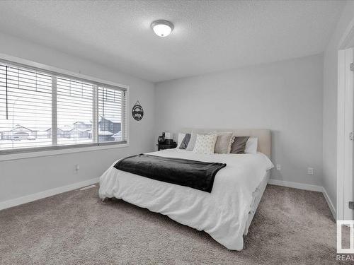 285 Ameena Drive, Leduc, AB - Indoor Photo Showing Bedroom