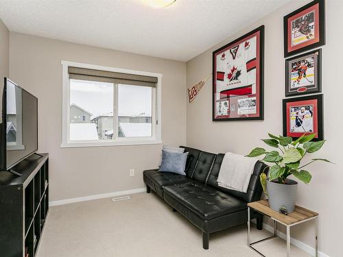 16023 10 Avenue, Edmonton, AB - Indoor