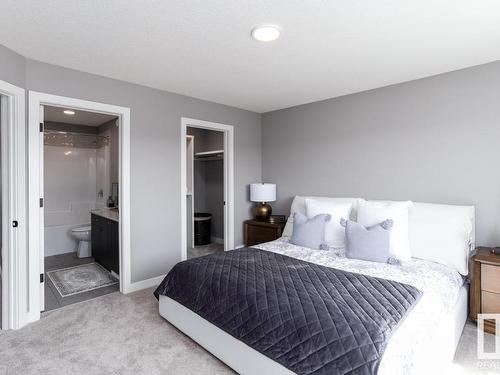 336 Genesis Villa(S), Stony Plain, AB - Indoor Photo Showing Bedroom