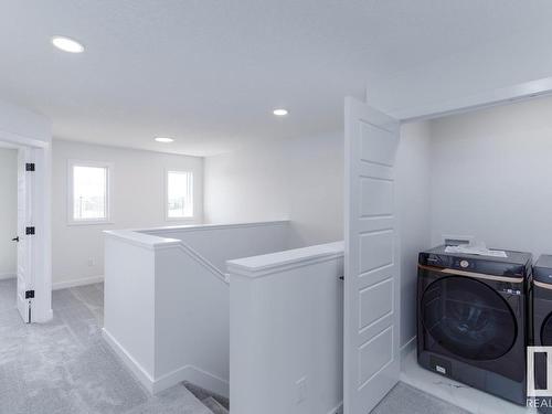 336 Genesis Villa(S), Stony Plain, AB - Indoor Photo Showing Laundry Room