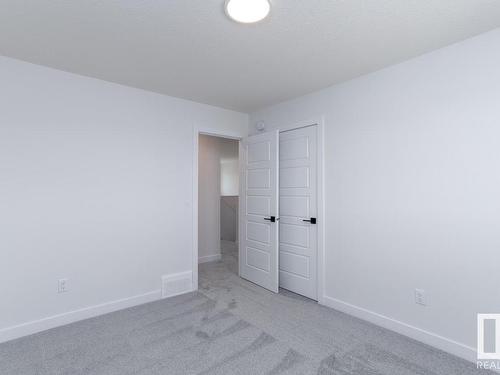 336 Genesis Villa(S), Stony Plain, AB - Indoor Photo Showing Other Room