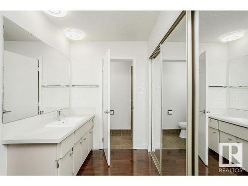 412 5520 Riverbend Road, Edmonton, AB - Indoor Photo Showing Bathroom