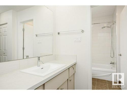 412 5520 Riverbend Road, Edmonton, AB - Indoor Photo Showing Bathroom