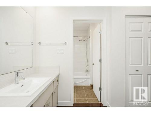 412 5520 Riverbend Road, Edmonton, AB - Indoor Photo Showing Bathroom