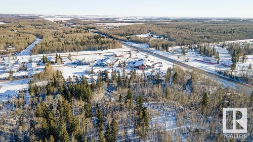 18 Village West, Rural Wetaskiwin County, AB 