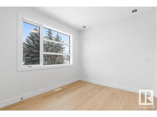 8504 148 Street, Edmonton, AB - Indoor Photo Showing Other Room