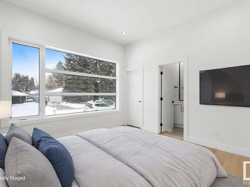 8504 148 Street, Edmonton, AB - Indoor Photo Showing Bedroom