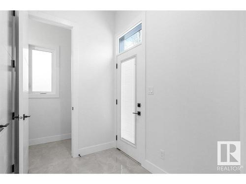 8504 148 Street, Edmonton, AB - Indoor Photo Showing Other Room