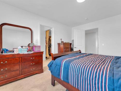 2214 Donaghey Way, Edmonton, AB - Indoor Photo Showing Bedroom