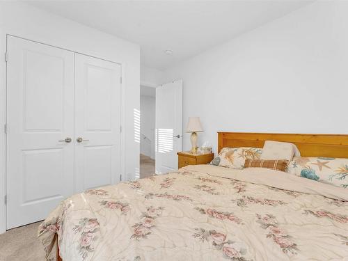 2214 Donaghey Way, Edmonton, AB - Indoor Photo Showing Bedroom