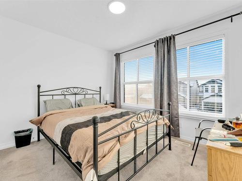 2214 Donaghey Way, Edmonton, AB - Indoor Photo Showing Bedroom