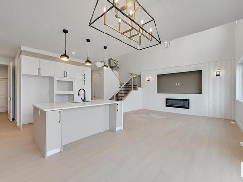 273 Meadowview Drive, Fort Saskatchewan, AB - Indoor Photo Showing Kitchen