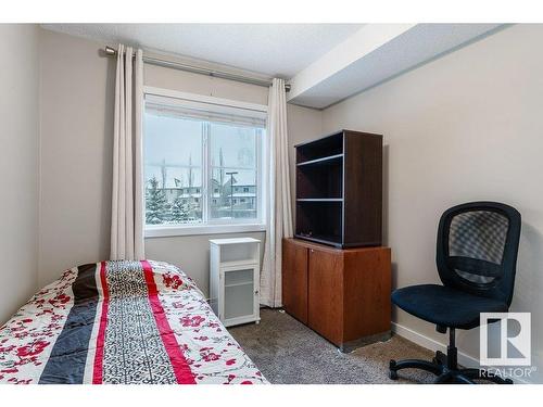 213 530 Watt Boulevard Sw, Edmonton, AB - Indoor Photo Showing Bedroom