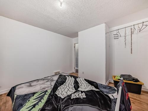 11538 90 Street Nw, Edmonton, AB - Indoor Photo Showing Bedroom