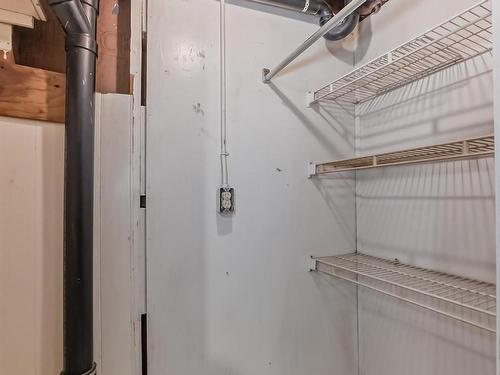 11538 90 Street Nw, Edmonton, AB - Indoor With Storage