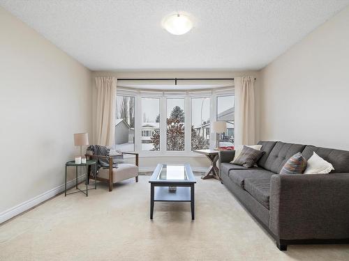 3439 40 Street, Edmonton, AB - Indoor Photo Showing Living Room