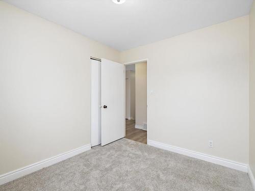 3439 40 Street, Edmonton, AB - Indoor Photo Showing Other Room