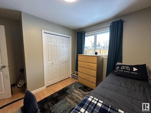 4703 53 Avenue, Smoky Lake Town, AB - Indoor Photo Showing Bedroom