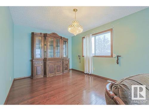 8416 150 Avenue, Edmonton, AB - Indoor