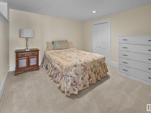 7314 Ada Boulevard, Edmonton, AB - Indoor Photo Showing Bedroom