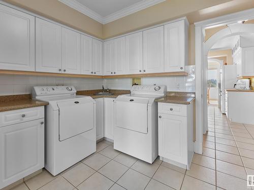 7314 Ada Boulevard, Edmonton, AB - Indoor Photo Showing Laundry Room