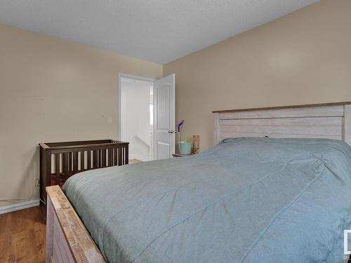 24 Parkhill Crescent, Wetaskiwin, AB - Indoor Photo Showing Bedroom