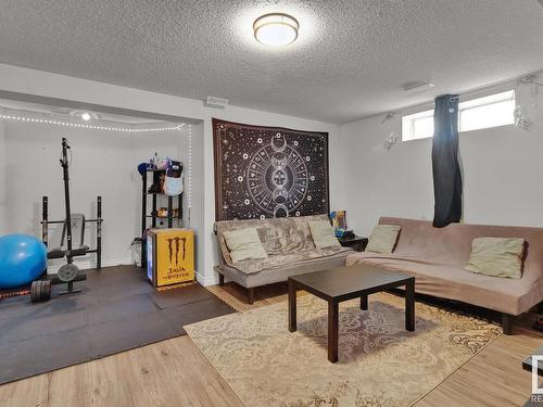 24 Parkhill Crescent, Wetaskiwin, AB - Indoor Photo Showing Living Room