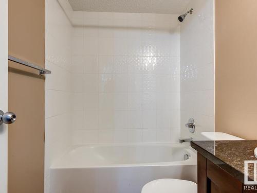 204 5816 Mullen Place, Edmonton, AB - Indoor Photo Showing Bathroom