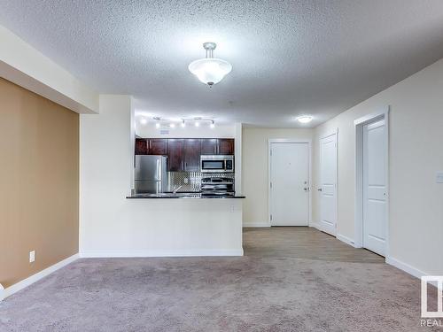 204 5816 Mullen Place, Edmonton, AB - Indoor Photo Showing Kitchen