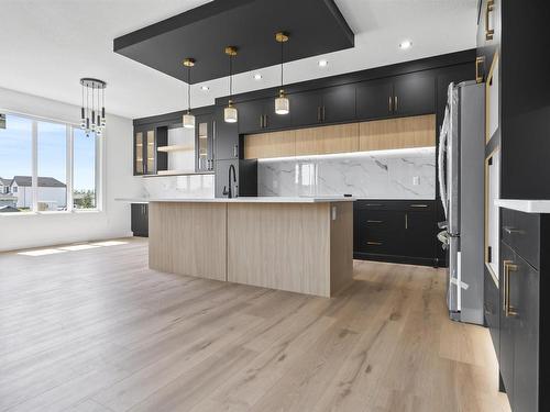 124 Edgewater Circle, Leduc, AB - Indoor Photo Showing Kitchen