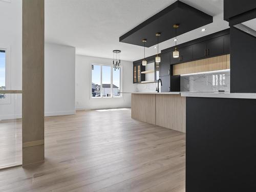 124 Edgewater Circle, Leduc, AB - Indoor Photo Showing Kitchen