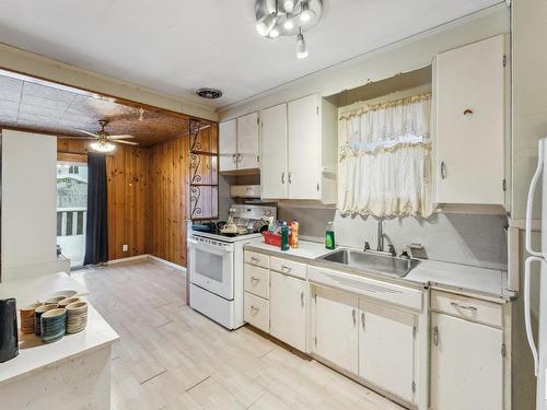 11611 87 Street, Edmonton, AB - Indoor Photo Showing Kitchen