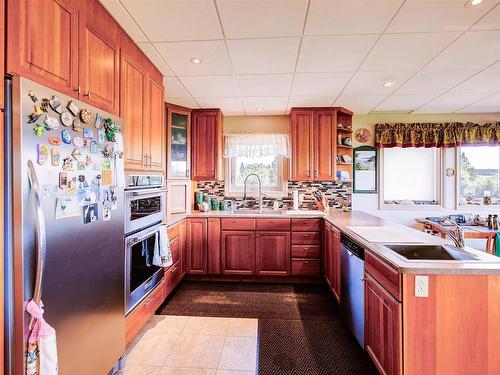 24001 Twp Rd 604, Rural Westlock County, AB - Indoor Photo Showing Kitchen With Double Sink