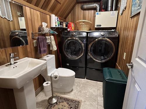 24001 Twp Rd 604, Rural Westlock County, AB - Indoor Photo Showing Laundry Room