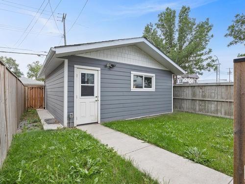 9863 73 Avenue, Edmonton, AB - Outdoor