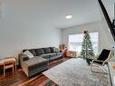 34 Brunswyck Crescent, Spruce Grove, AB  - Indoor Photo Showing Living Room 